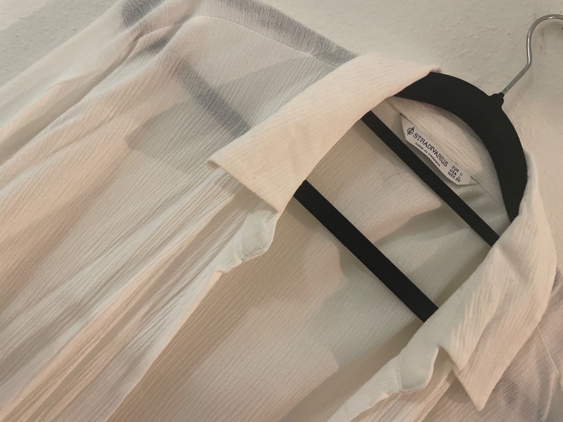Camicette: Neue Longbluse von Stradivarius Gr.L – Nuovo (secondo la descrizione) da Obfelden venduto da 3zwerge 3