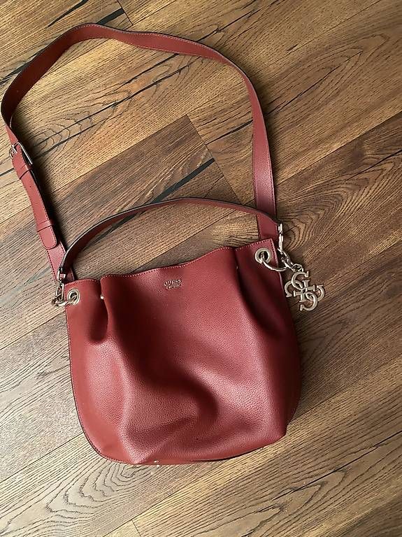 Guess Borse da donna: GuessTasche Neu – Usato da Wagen venduto da Claudia5473
