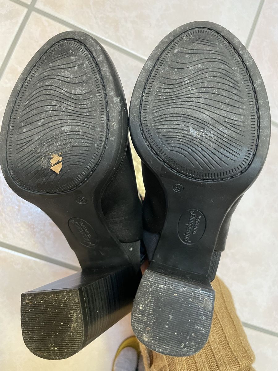 Scarpe da donna: Leather sandale – Usato da Zug venduto da Fashionaddicted.- 3