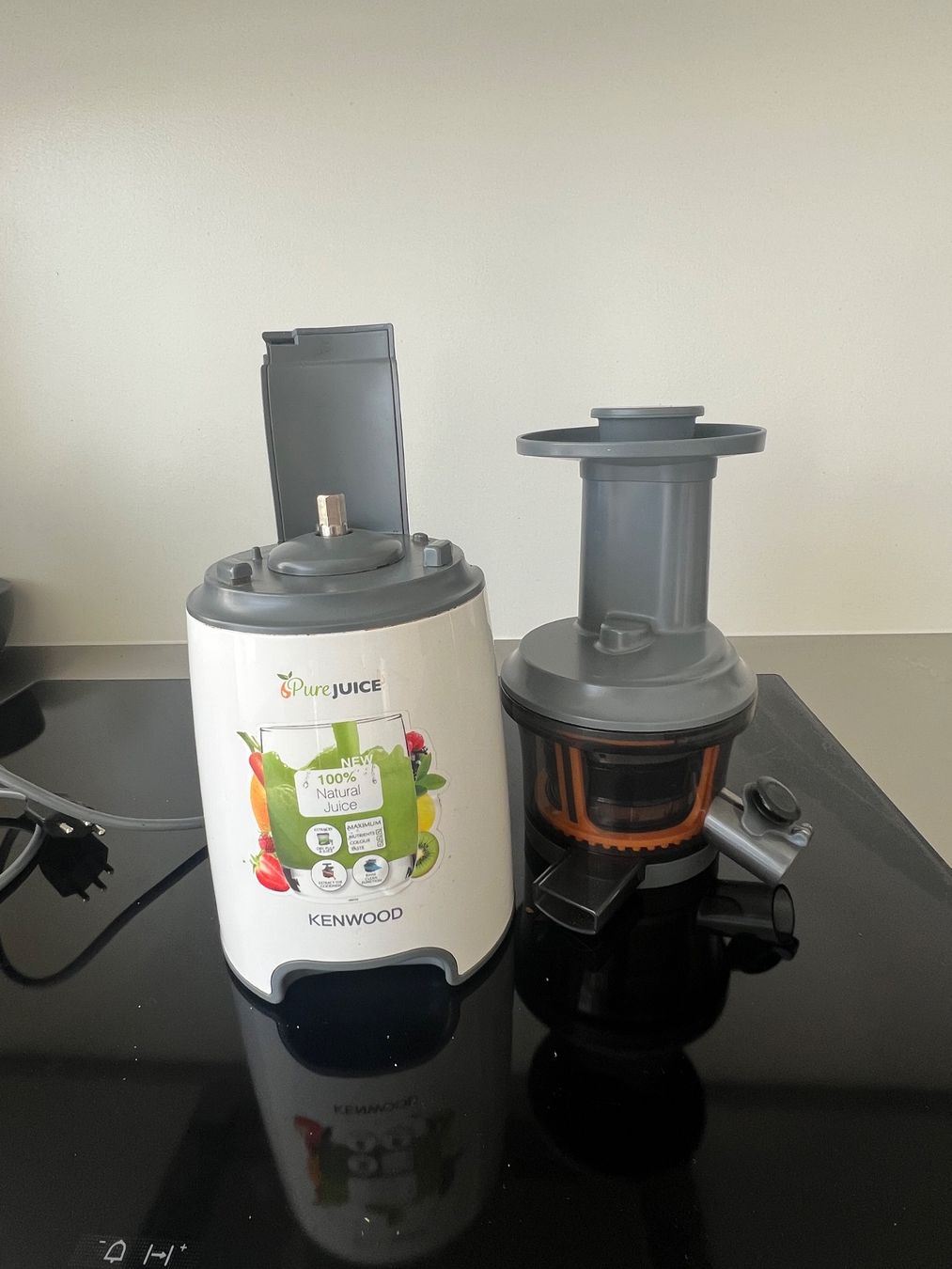 Kenwood Elettrodomestici da cucina: Juicer Kenwood JMP600W – Usato da Luzern venduto da dosugu 2