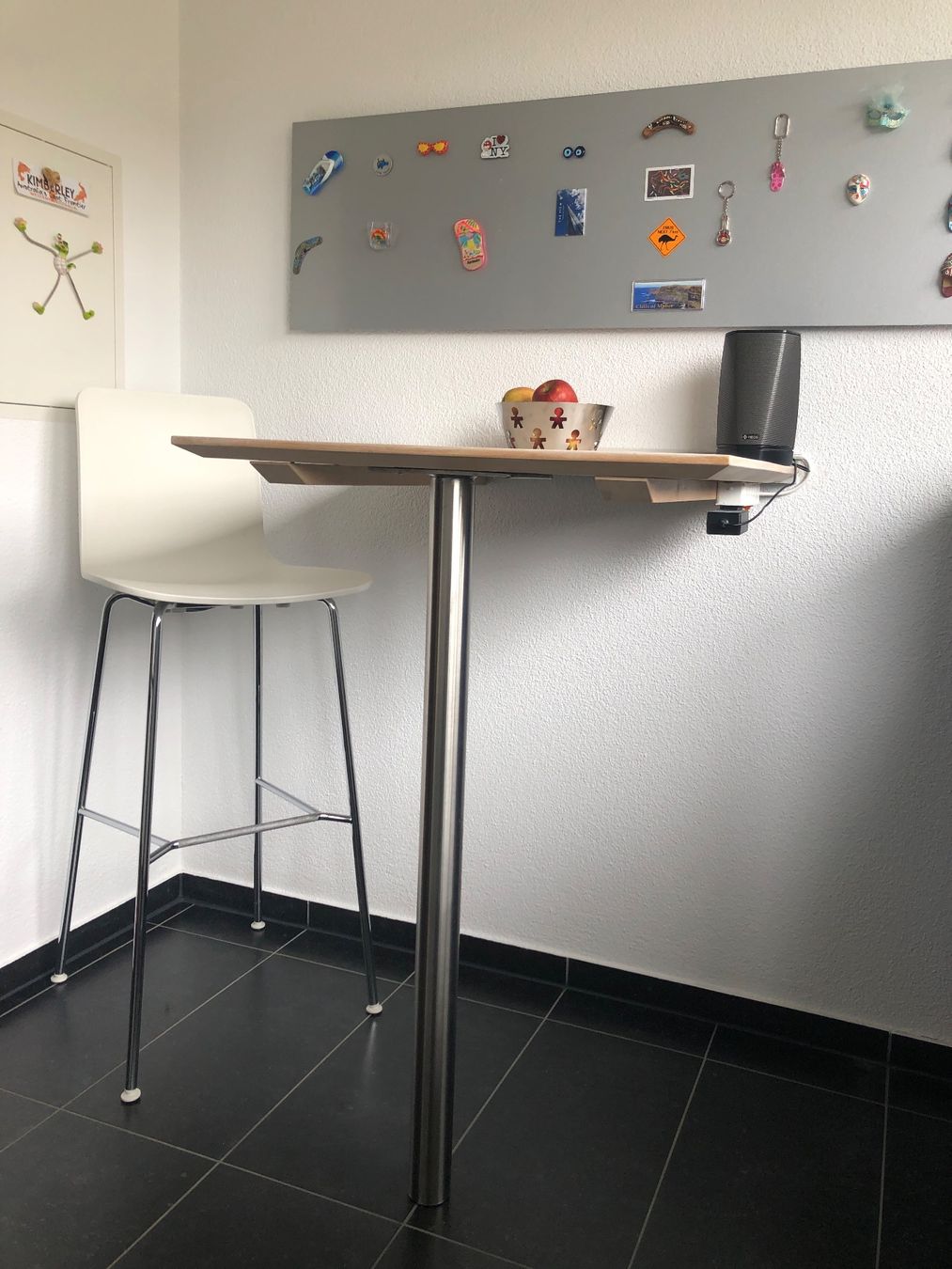 Tables: Hochtisch mit Barhocker Mod. HAL – D'occasion à Ruswil par Postfach01