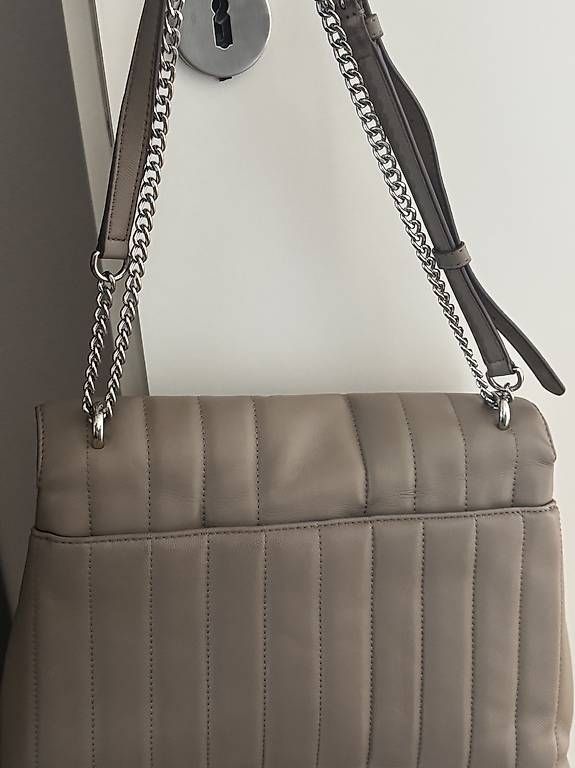 Borse da donna: DKNY beige shoulder bag – Usato da Rümlang venduto da LK_E 2