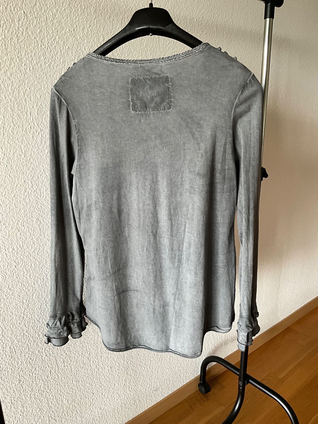 Nile Blusen: Bluse NILE Gr. XL – Neu (gemäss Beschreibung) aus Muri b. Bern von SmuriS 1