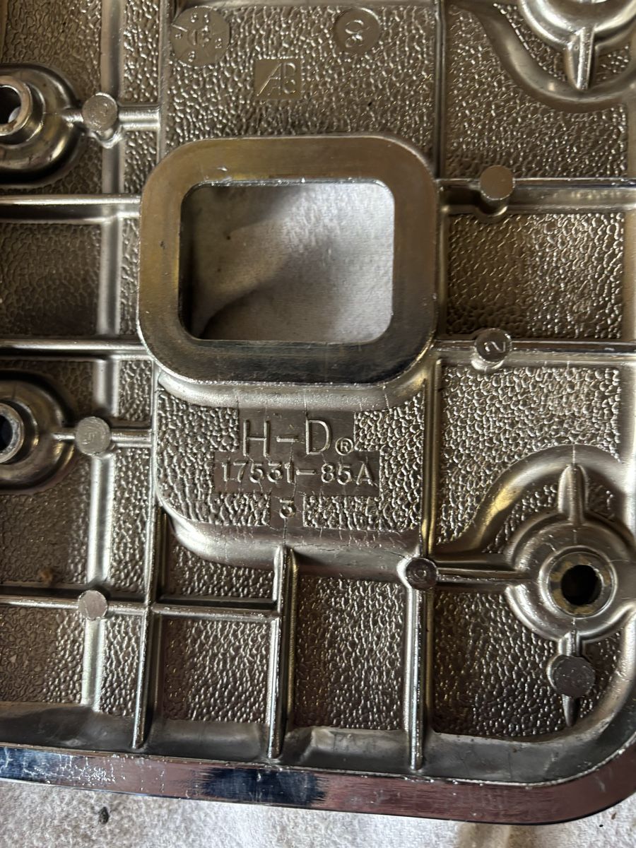 Harley-Davidson Tutti i ricambio per moto: Harley Davidson Rocker Box Deckel 17531-85A – Usato da Schötz venduto da Harley35 2