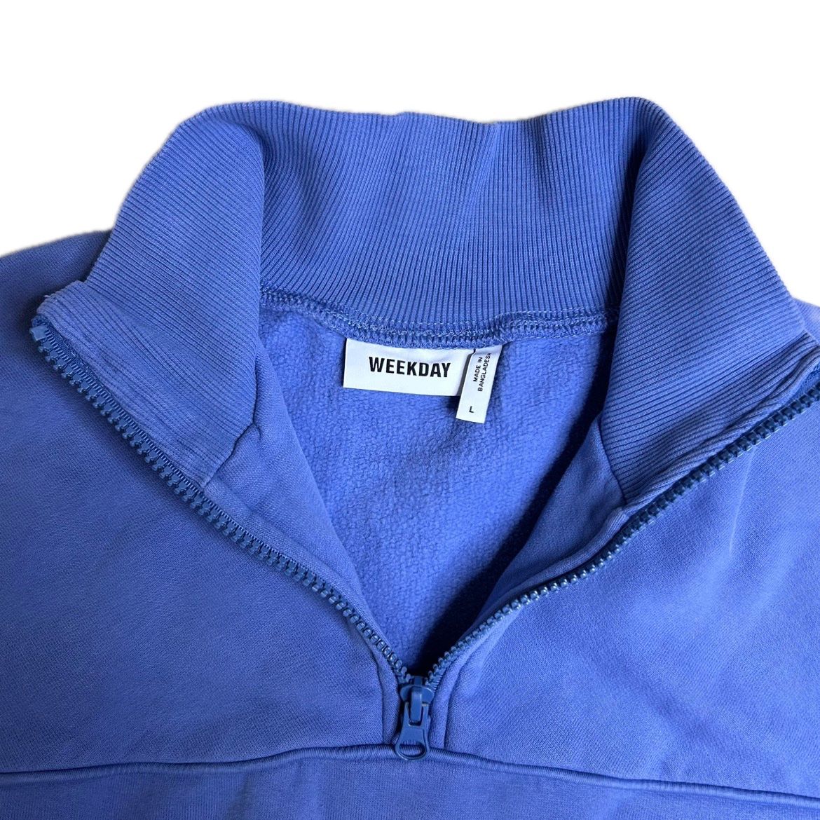 Weekday Pullover & Sweatshirts: Weekday Lou Zip Front Sweatshirt – Gebraucht aus St. Gallen von look-twice 3
