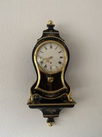Neuenburger Pendule Zenith, grün mit Blumenmuster