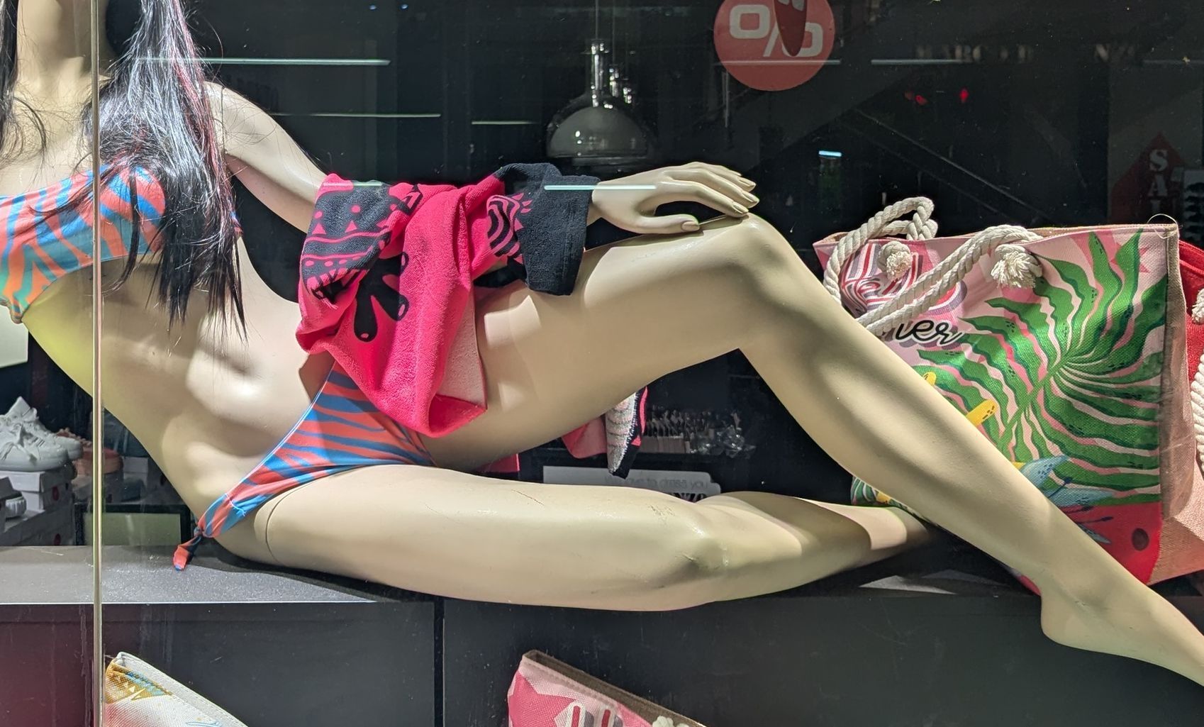 Badekleider & Bikinis: Bikini Set Pink/Blue Stripes Size M – Gebraucht aus Berg am Irchel von Skay.me