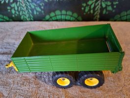 Siku Traktor Anhänger Spielzeug Metall grün gelb