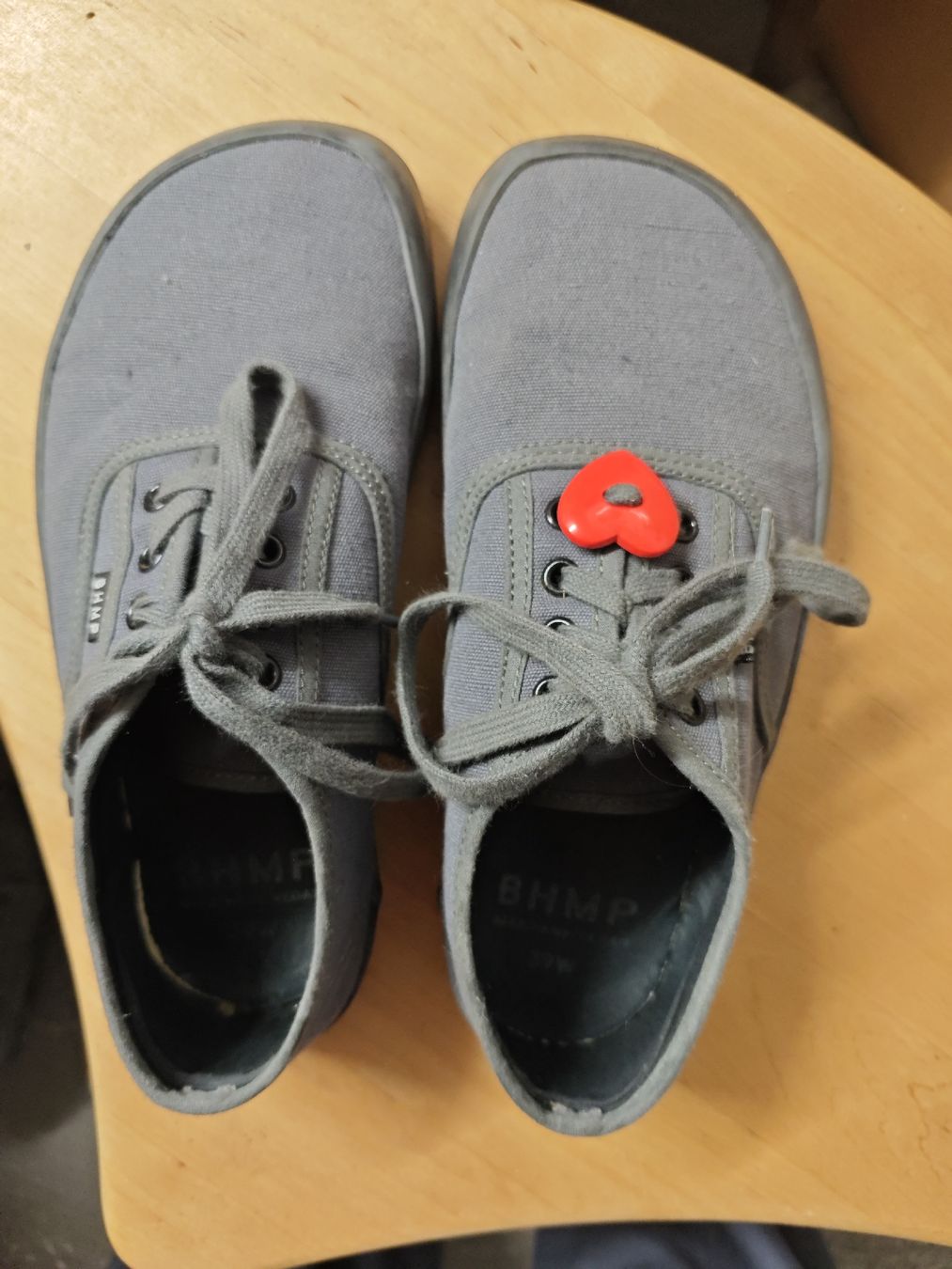 Scarpe da donna: BHMP Sneaker grau Stoffschuhe – Usato da Biel Bienne venduto da anjasch