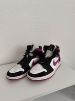 Air Jordan 1 Mid