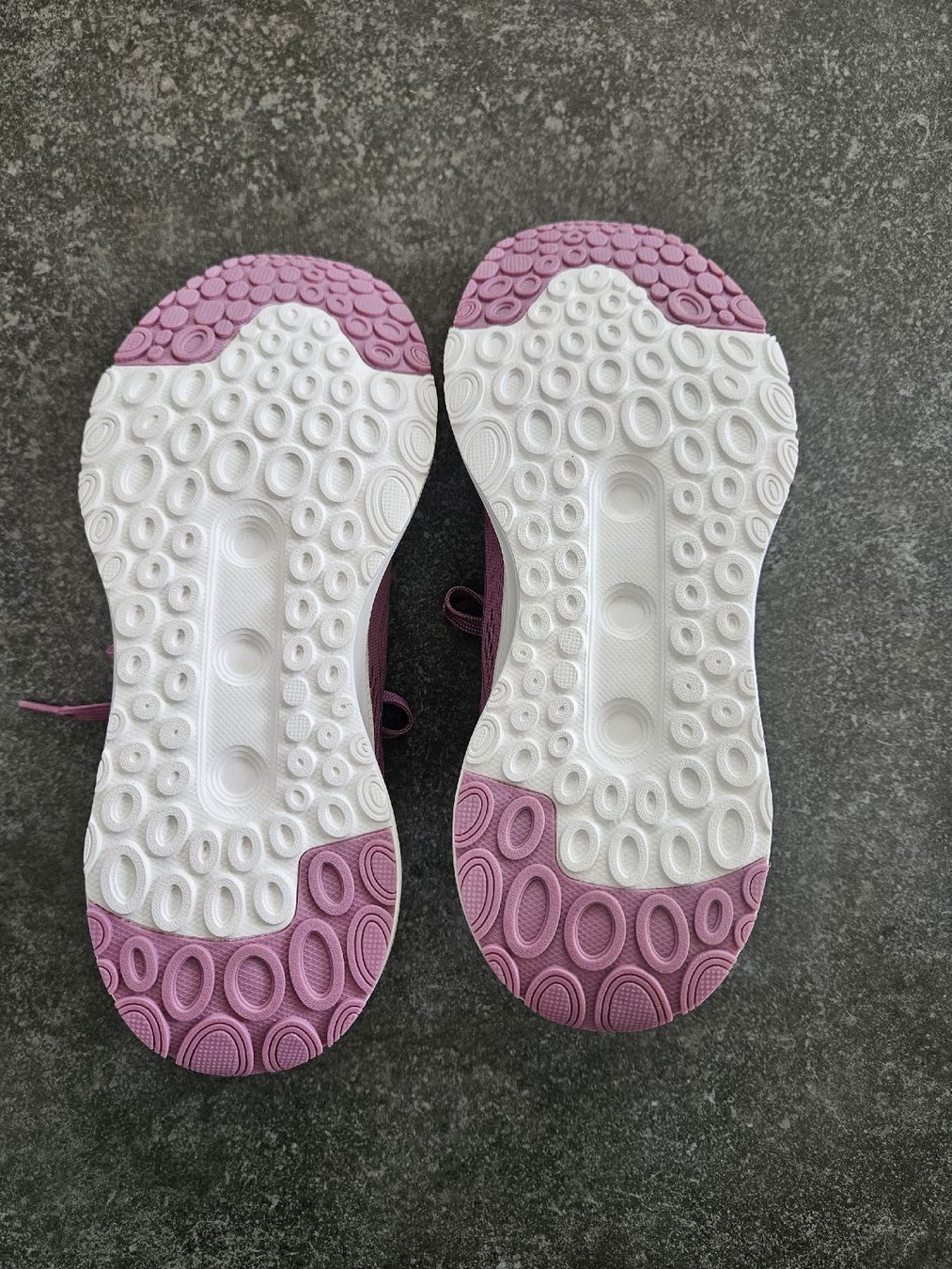 Fila Chaussures femmes: Baskets Fila Upflow – D'occasion à Bussigny par niwa_mikan 2