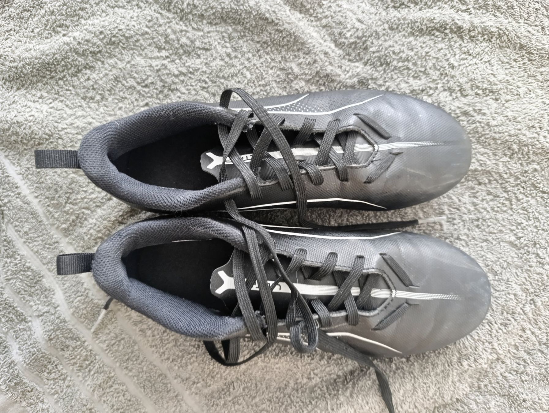 Puma Scarpe da uomo: Fussballschuhe Noppen Gr. 37 – Usato da Thundorf venduto da Blitz_Donner