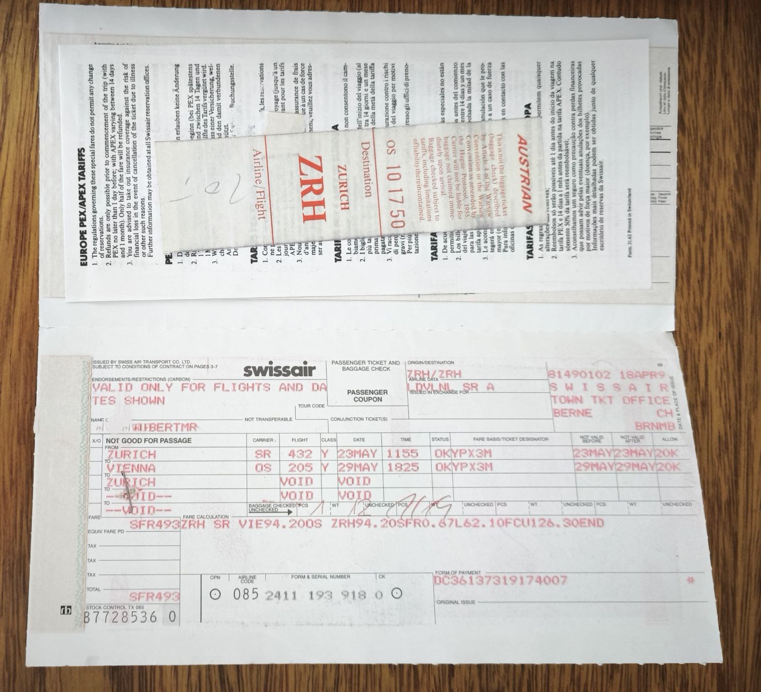 Biglietti: Swissair Flugticket / Flugschein mit Cover etc. – Usato da Aesch BL venduto da Opirol 1