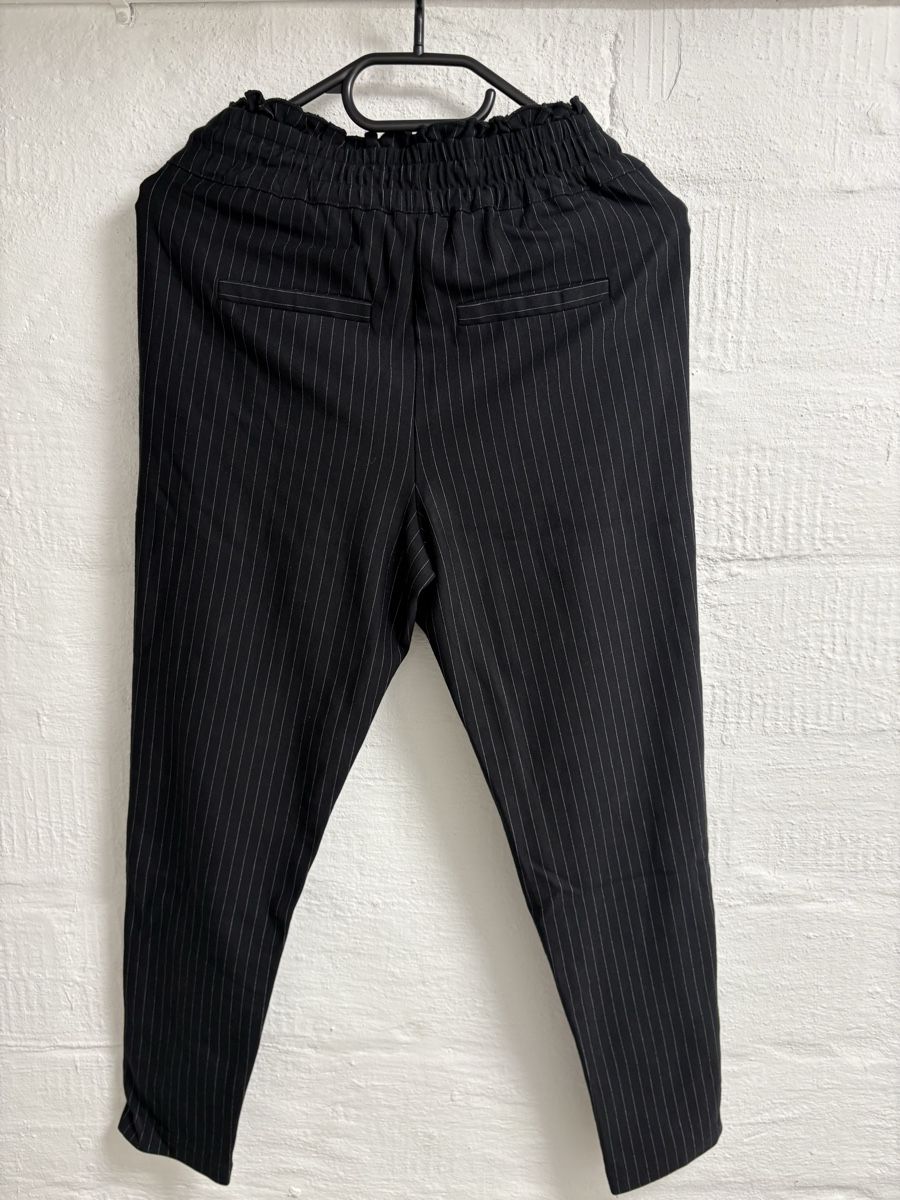 Only Pantaloni: Damen Hose,Gr.S;Only – Usato da Winterthur venduto da Nena222 2