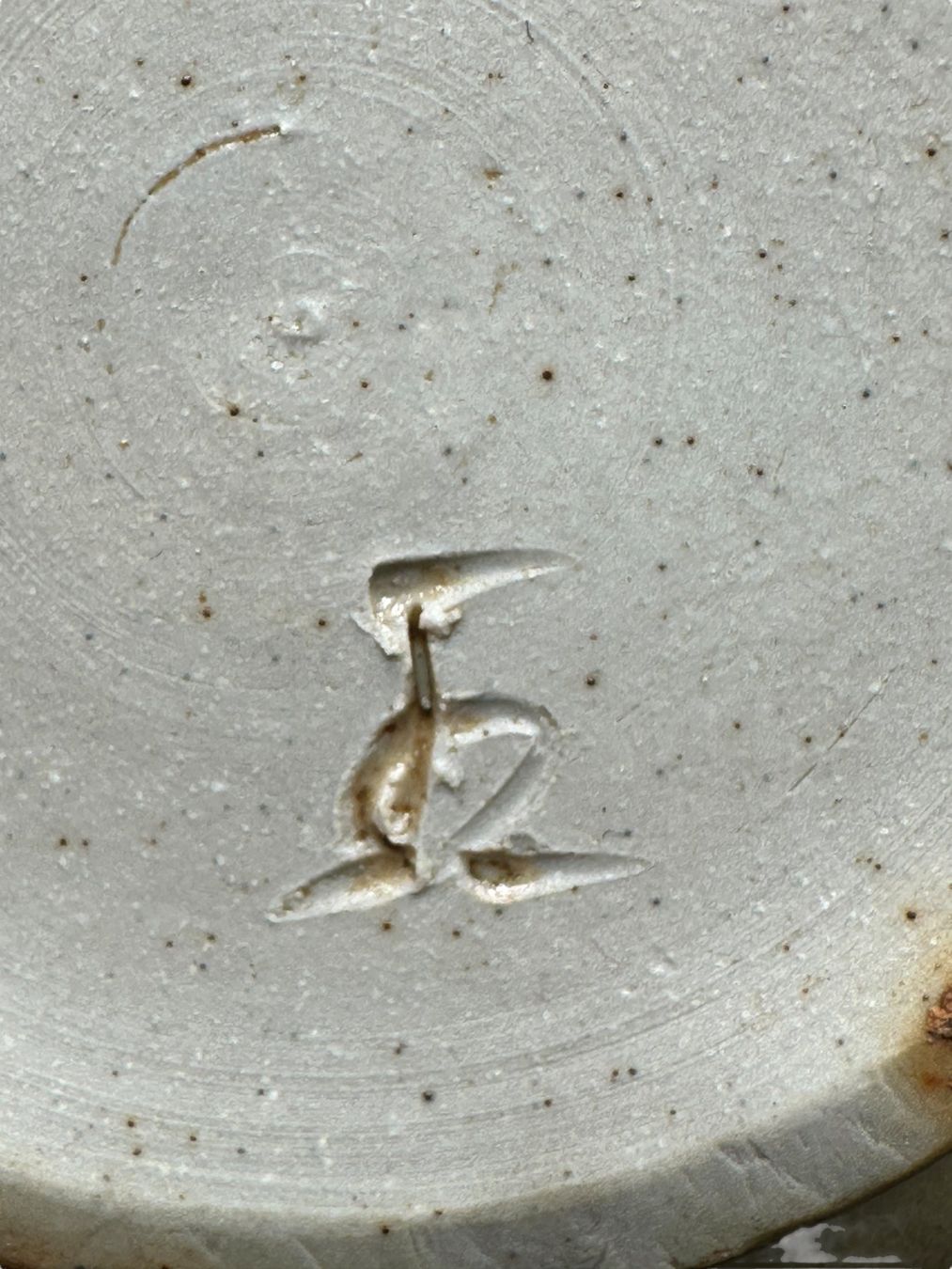 Portagioie: Boîte à bijoux en grès d'art émaillé avec couvercle, signée – Usato da Morges venduto da objetsdepoque 1