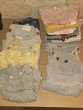 Lot de 13 vêtements ZARA T 3 à 12 mois