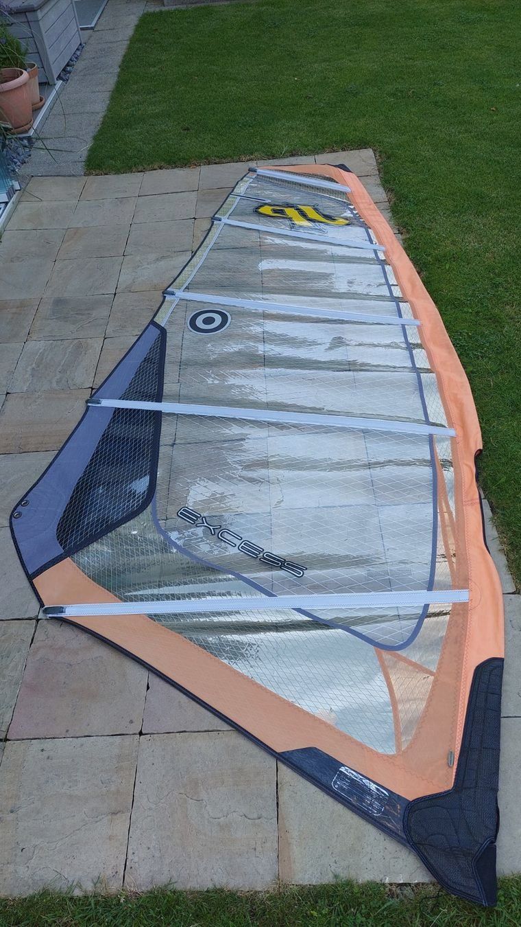 Surf: Windsurf Segel Neil Pryde Matrix 5,4 – Usato da Oberegg venduto da hermosa