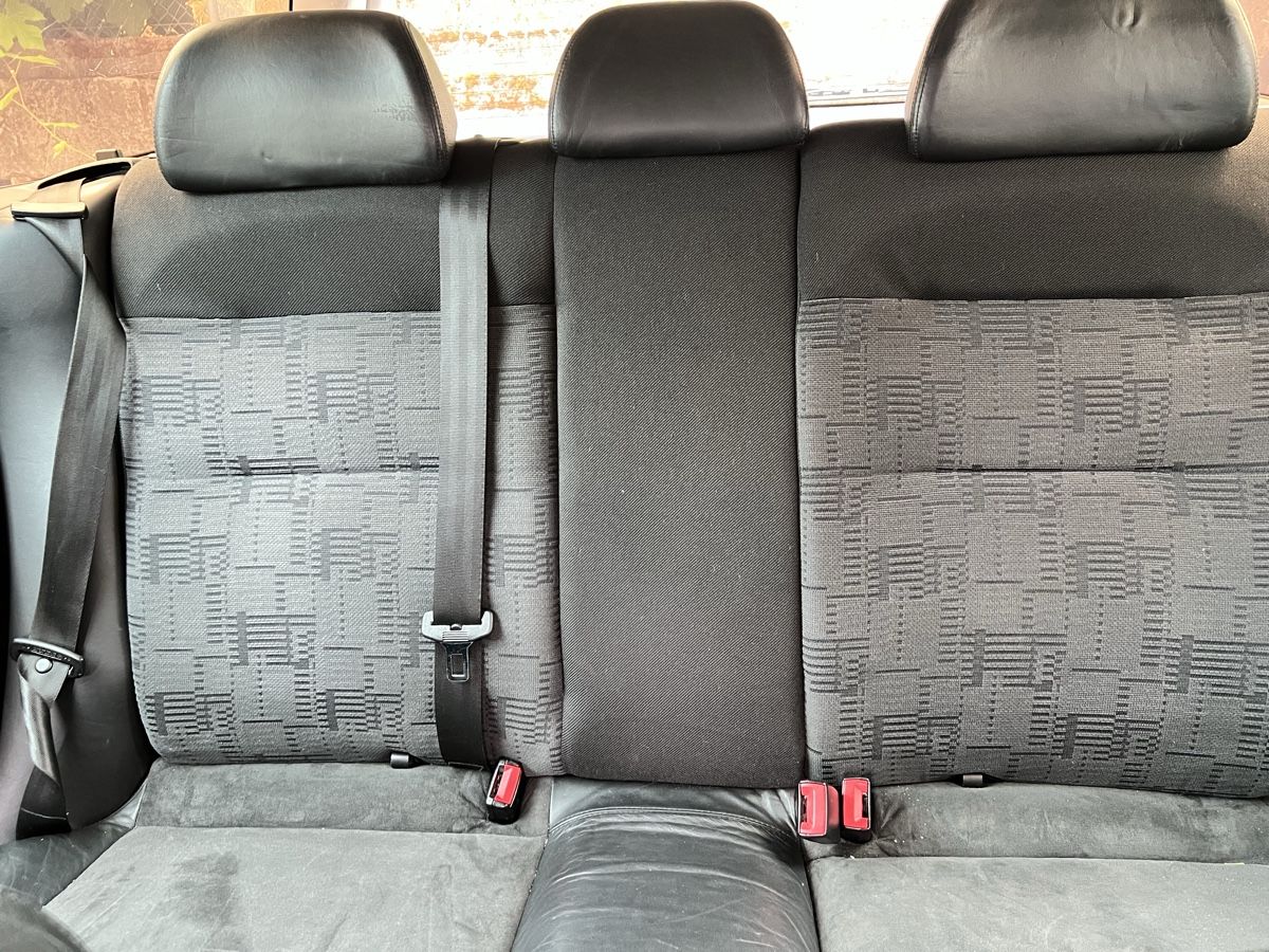 VW Automobili: VW Passat 1.8T 8-fach bereift – Usato da Dietwil venduto da kim_9ntv 4