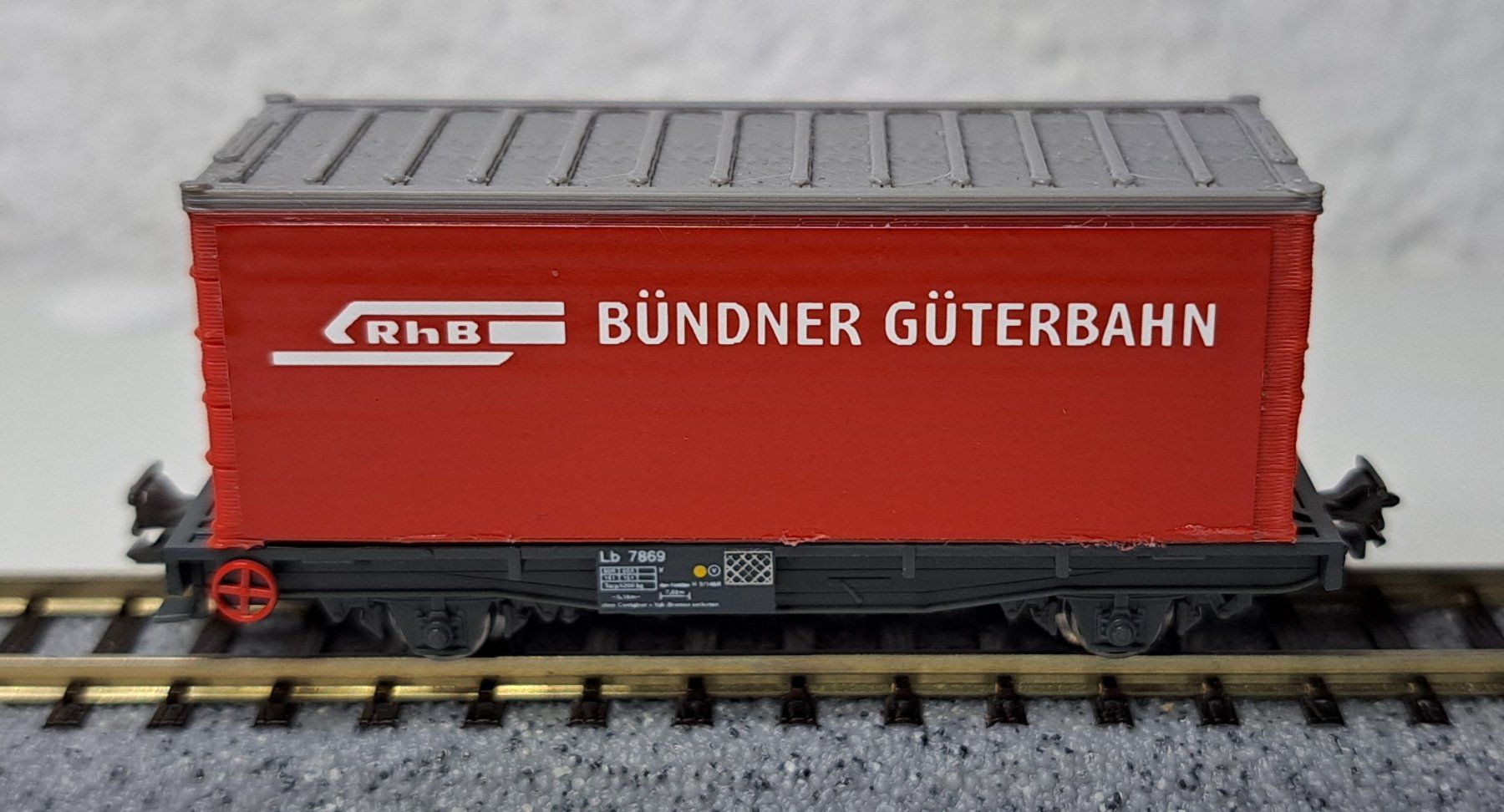 Kato Trains électriques: RhB Güterwagen mit Container Bündner Güterbahn  Kato Spur N – Neuf (Voir description) à Salez par rhb-spur-n