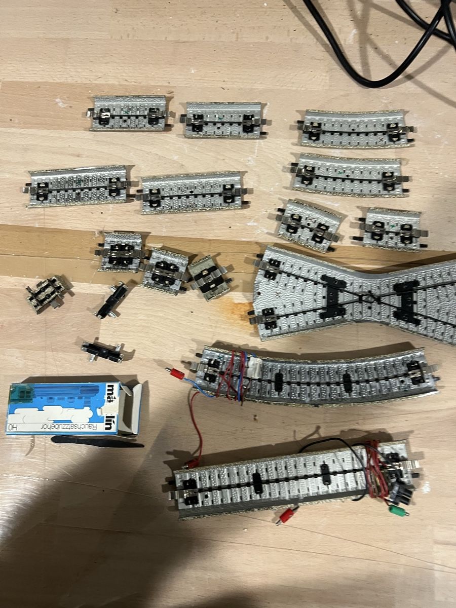Märklin Modelleisenbahnen: Märklin M Ausgleichstücke – Gebraucht aus Dübendorf von Troggy 1