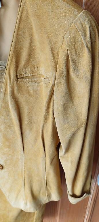 Jacken: Leder Jacke mit Jupes – Gebraucht aus Winterthur von Seelenmusik 3