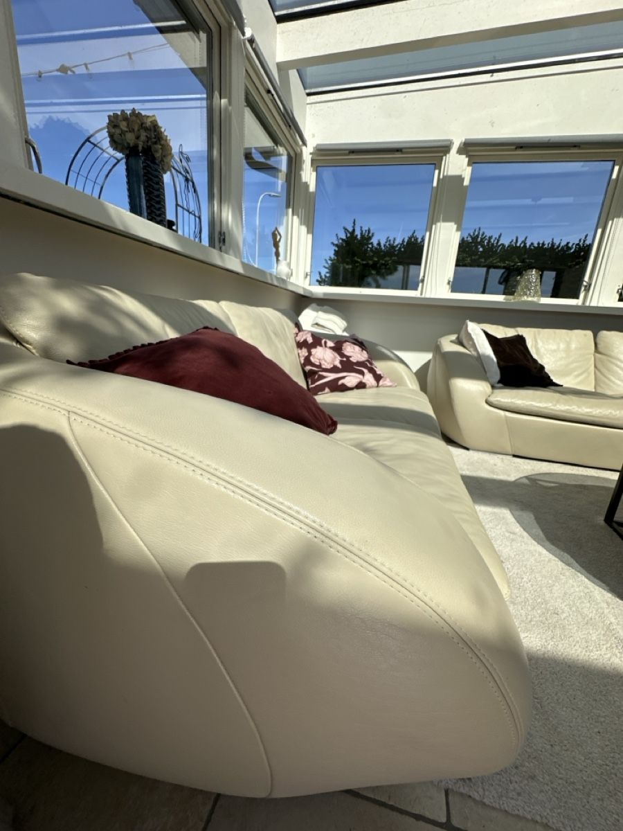 Divani: Echte Ledersofas cremeweiss gebraucht – Usato da Niederwil SG venduto da LeviZ 4