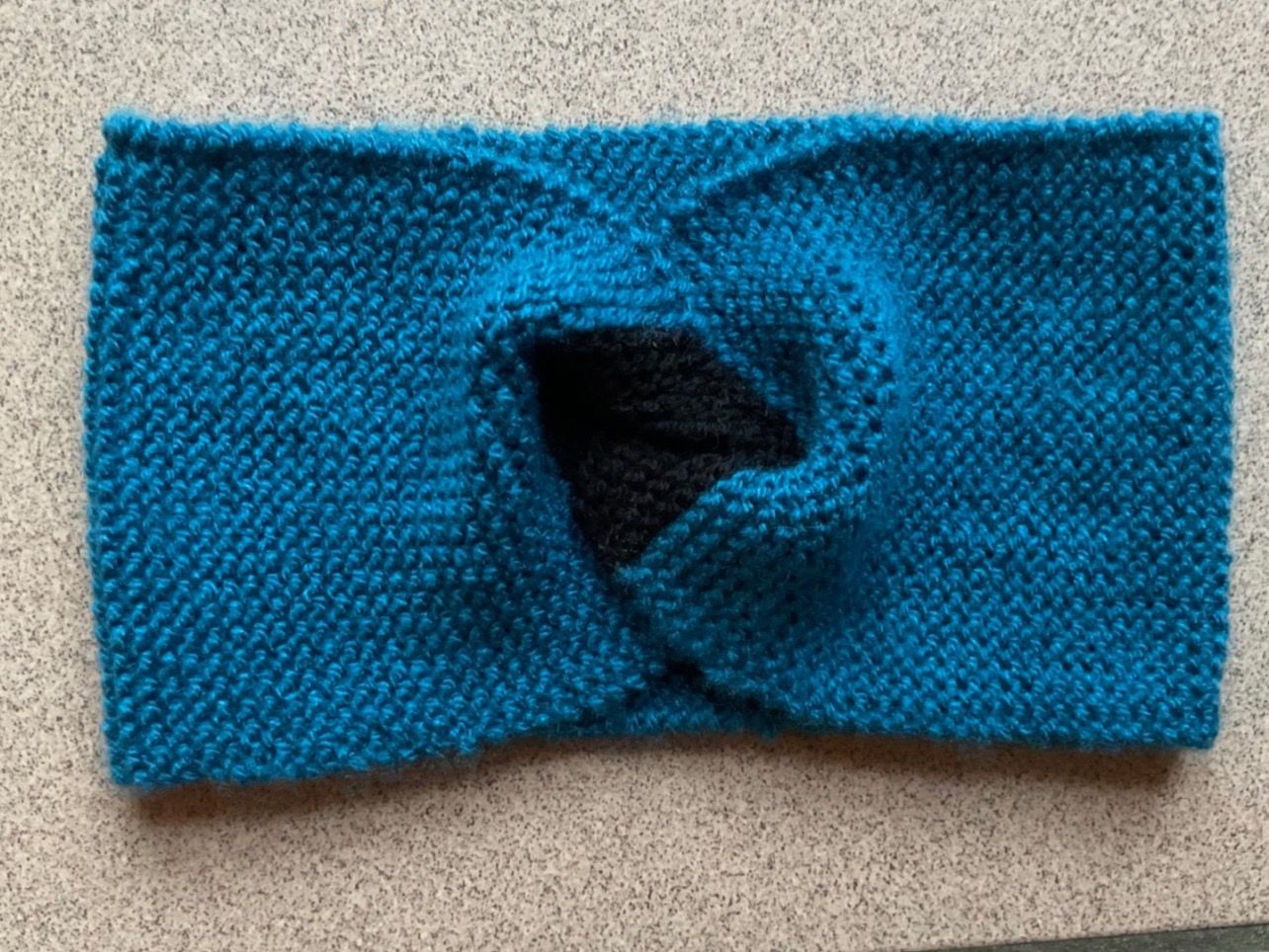 Hüte, Mützen & Caps: Twist-Stirnband; Farbe petrol mit schwarz – Neu (gemäss Beschreibung) aus Krauchthal von Handmade_Hub 1