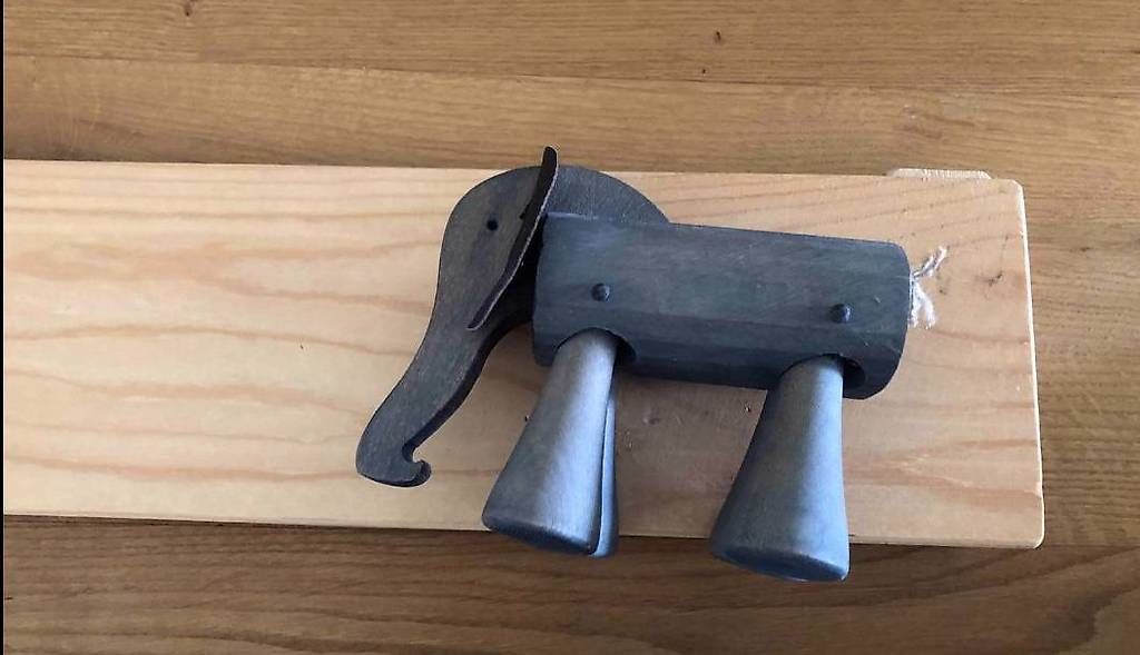 Spielzeuge: Jouet en bois – Gebraucht aus St-Sulpice VD von Bleuorange 1