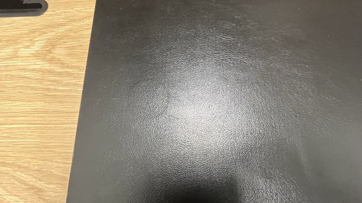 Bureaux: Desk / Schreibtisch - Eiche Farbe - Kabelmanagement – D'occasion à Zürich par jap_8kkn 7