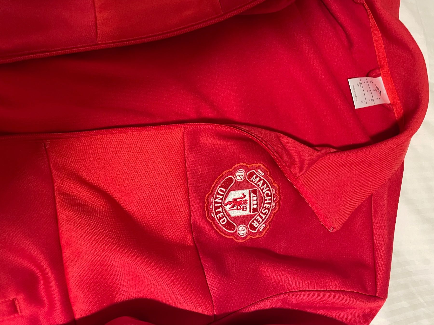 Adidas Gilet & Giacche: Trainer Manchester United – Nuovo (secondo la descrizione) da niederhasli venduto da rami016 1