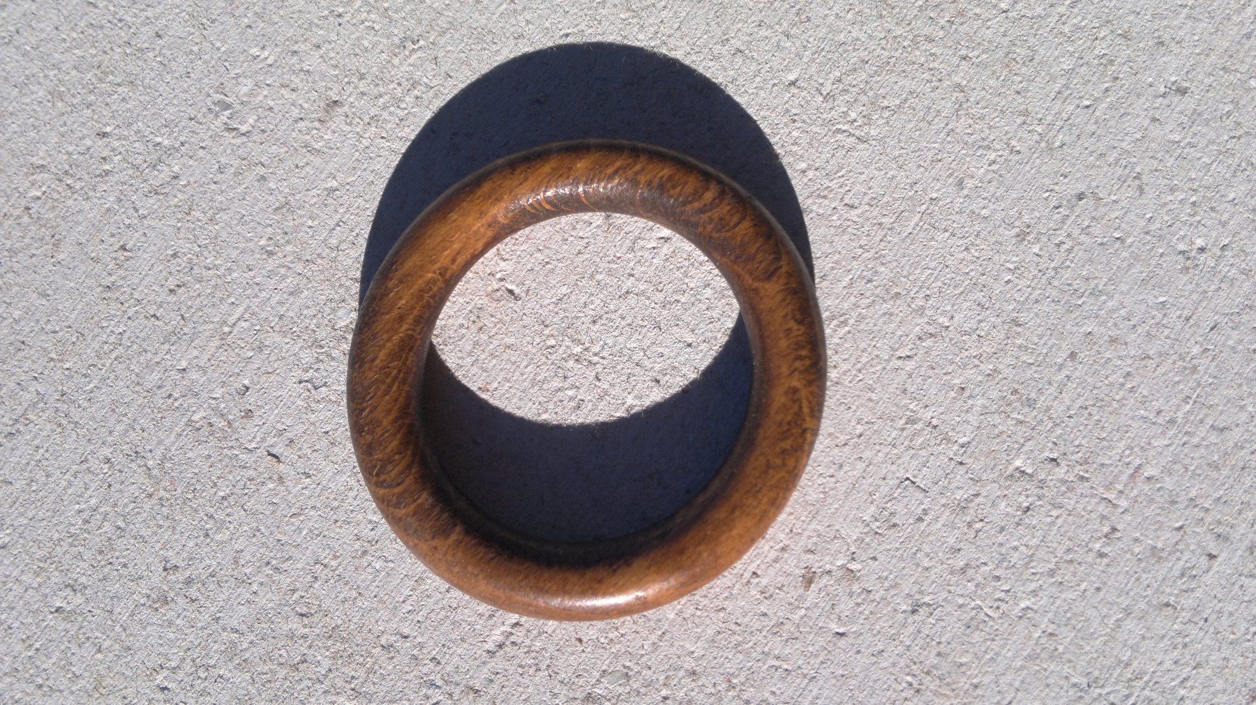 Tutte le decorazioni: 40 anneaux en bois – Usato da Les Avants venduto da soyouz63 1