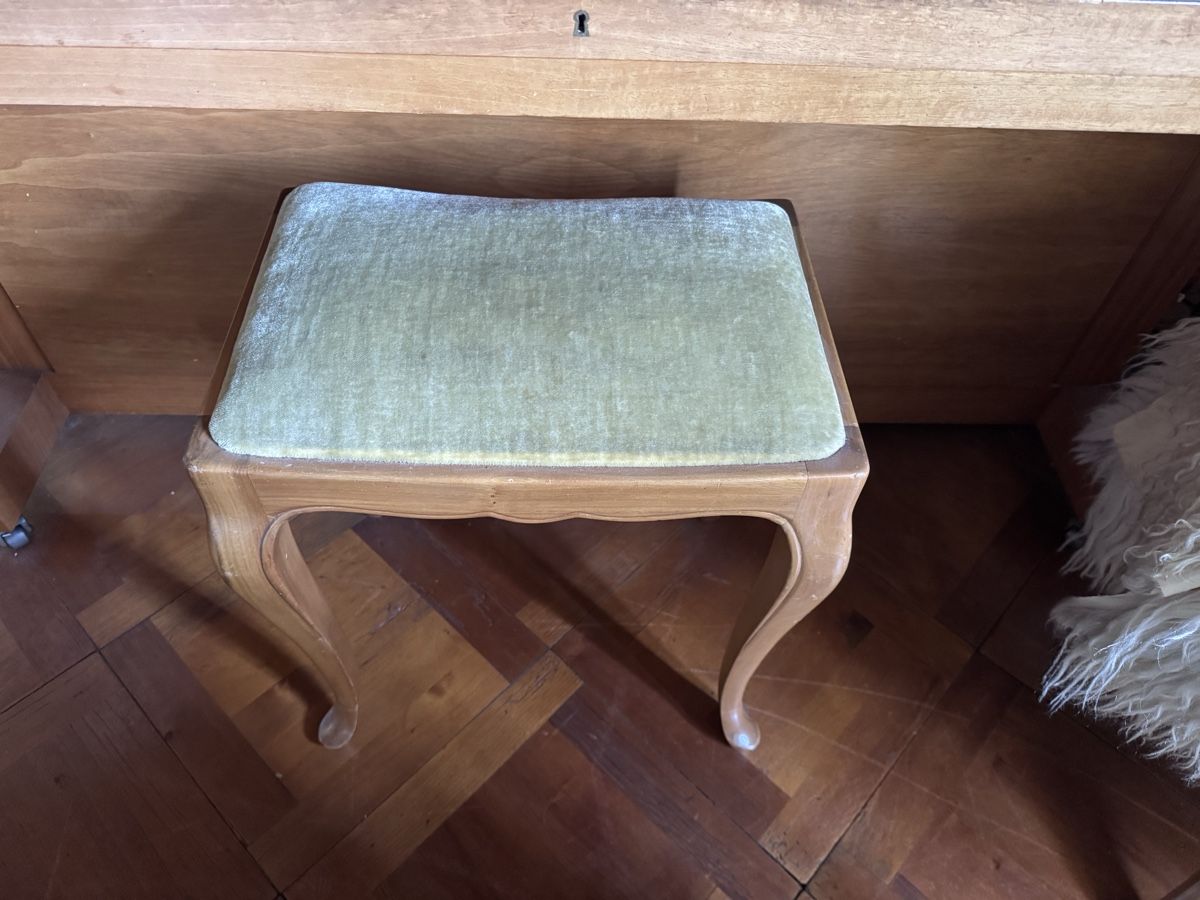 Strumenti musicali: Bechstein upright piano 1970s – Usato da Basel venduto da FlorinBasel 2