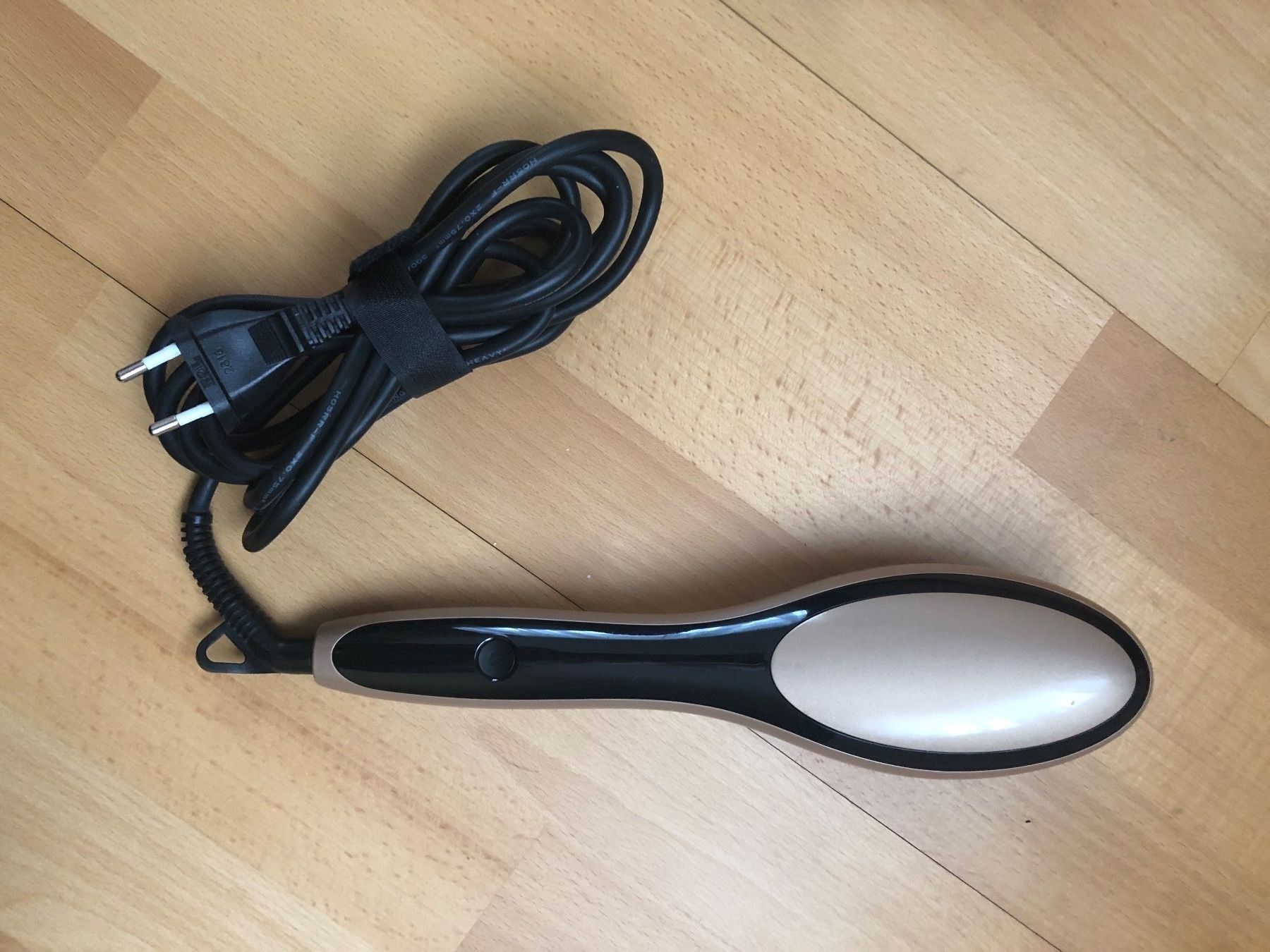 Piastre & Arricciacapelli: Brosse chauffante Saint Algue Demeliss PRO – Usato da Romanel-s-Lausanne venduto da Galveston 2