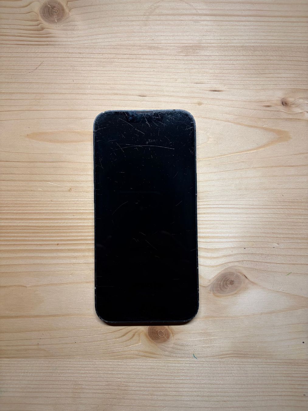 Apple Telefoni cellulari / Smartphones: iPhone 13 black (128Go) – Usato da Cully venduto da art_6l9y
