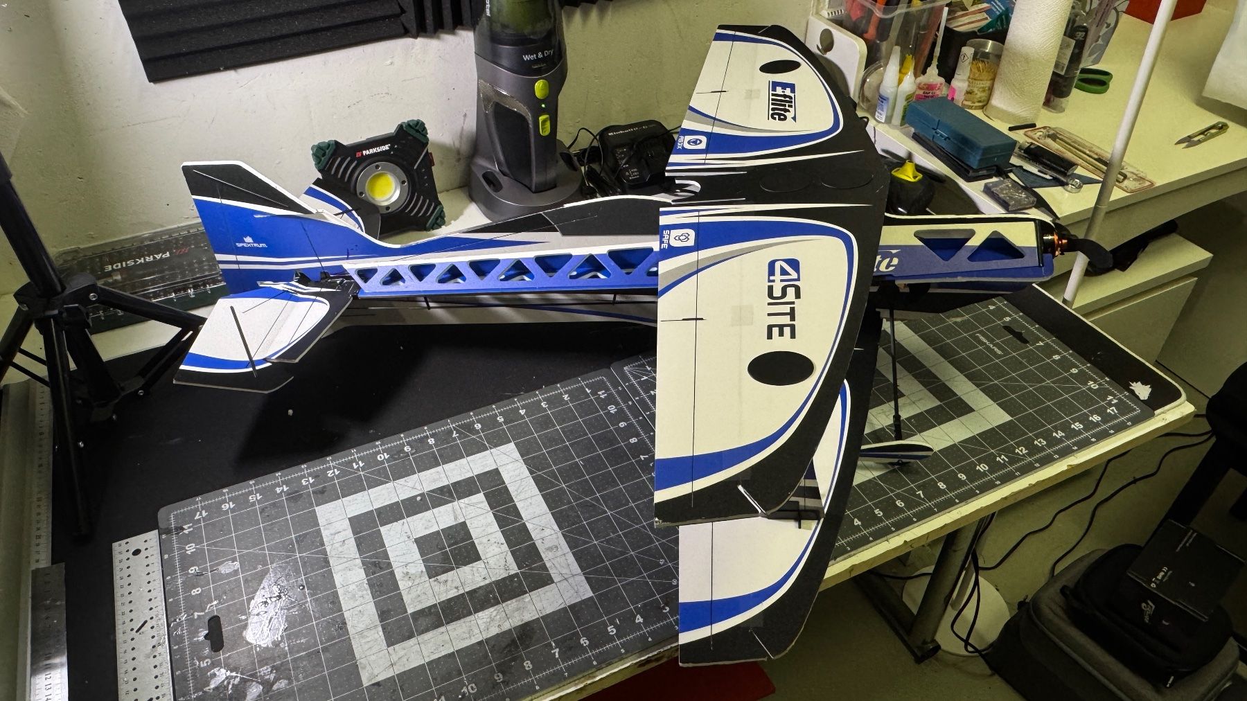 Modellismo RC: E-Flite 4-SIte PNP mit AS3X und Safe – Usato da Urdorf venduto da andreas.itten