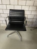Vitra EA 108