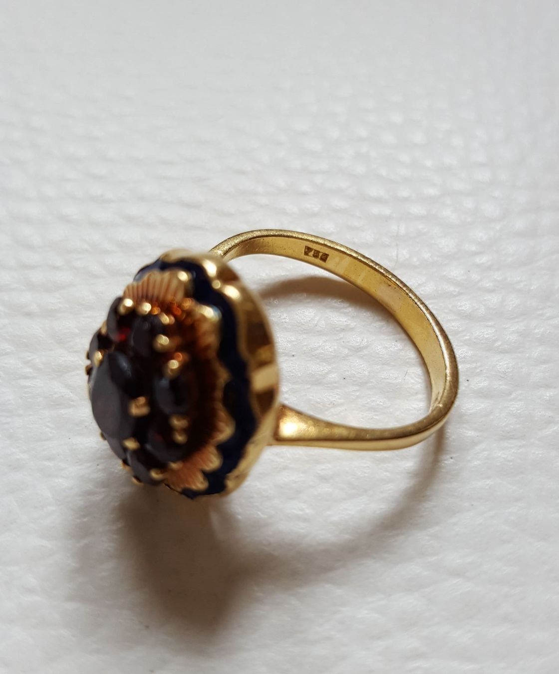 Anelli: Gold 750 Massiv Ring mit Granaten – Usato da Wald ZH venduto da Dasilver 7