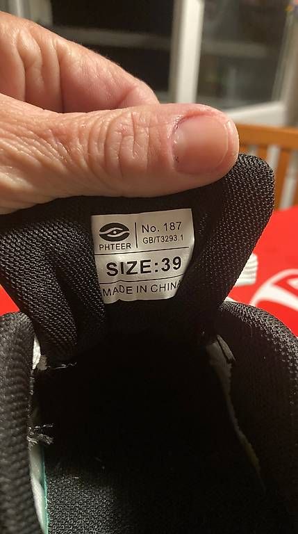 Herrenschuhe: Scarpe pattini – Gebraucht aus Arzo von pif_k6lw 1