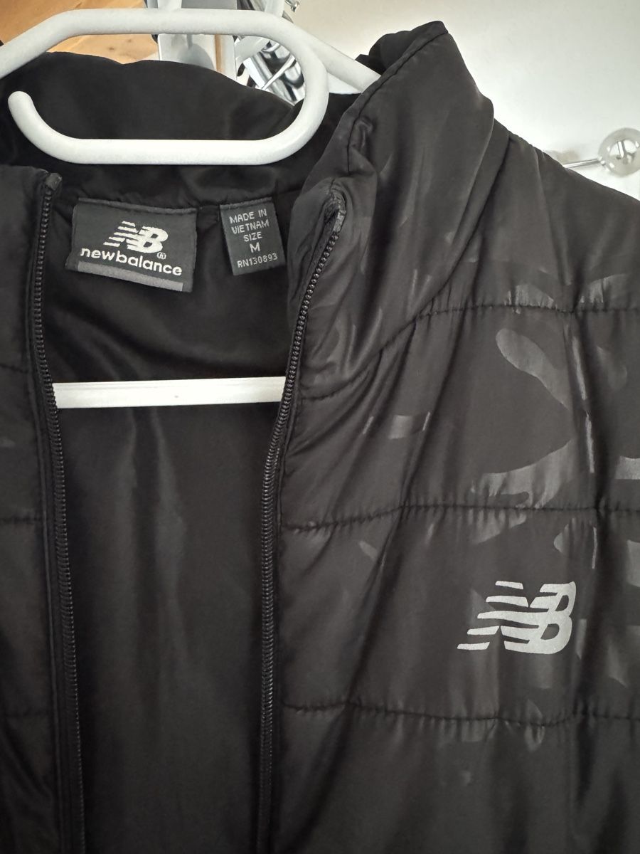 New Balance Giacche: New Balance Jacke – Usato da Lotzwil venduto da meeli0608 2