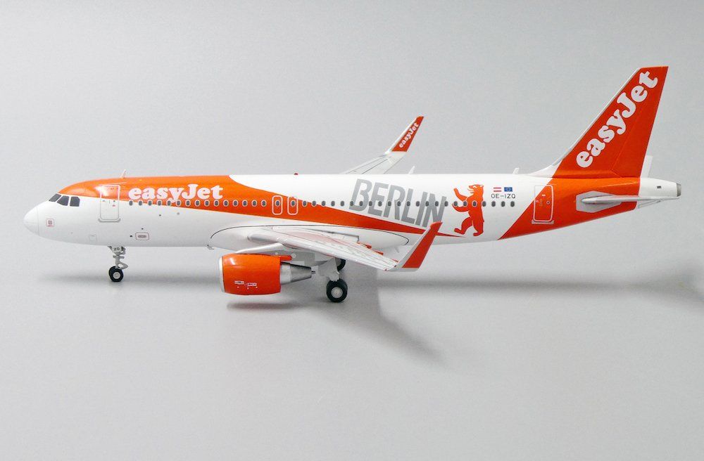 Easyjet Kit di modellismo & Modellini statici: A320 EasyJet - Berlin – Nuovo e nell'imballaggio originale da Morges venduto da iljamuromez