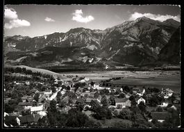 AK Weite / Wartau, Ort und Bergpanorama