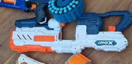 X-Shot Blaster mit Trommelmagazin und Zubehör