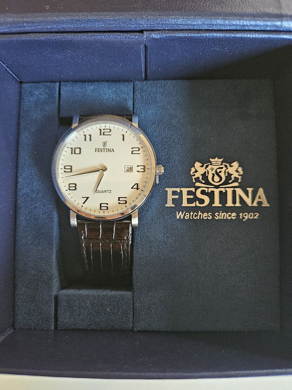 Festina Orologi: FESTINA CORREA CLASICO - NEUVE – Nuovo e nell'imballaggio originale da Lausanne venduto da AdrienImstepf