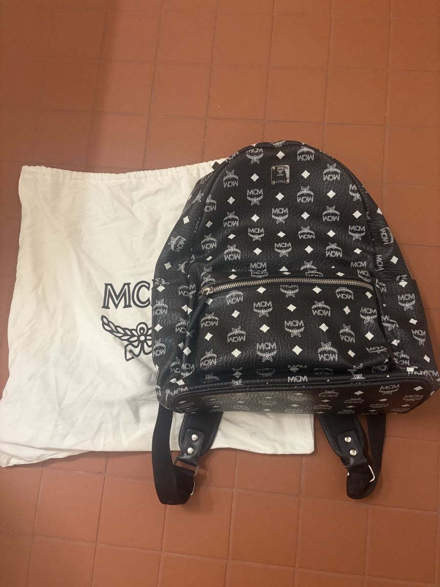 Mcm Zaini: MCM Stark Rucksack Backpack Visetos Schwarz – Usato da Oberrieden venduto da kat_5tv2 1