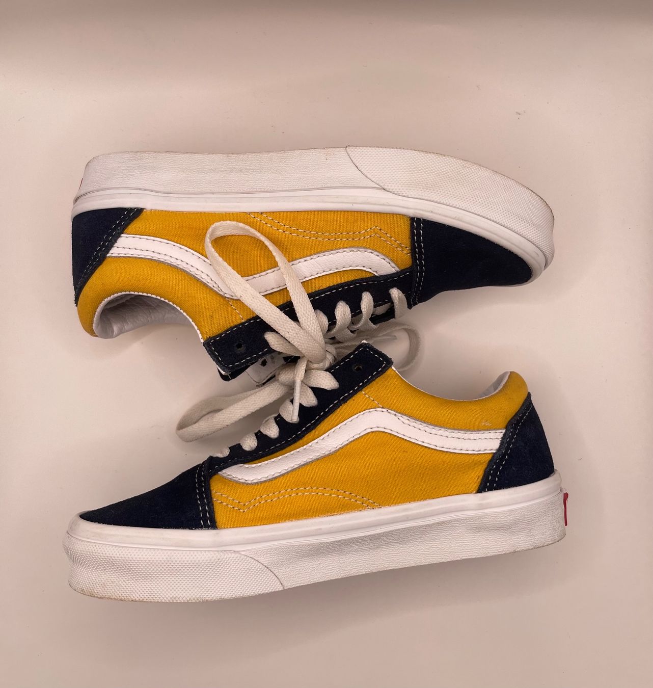 Vans Scarpe da donna: Vans Old Skool Sneakers – Usato da Bubikon venduto da SwissSecondLife 3