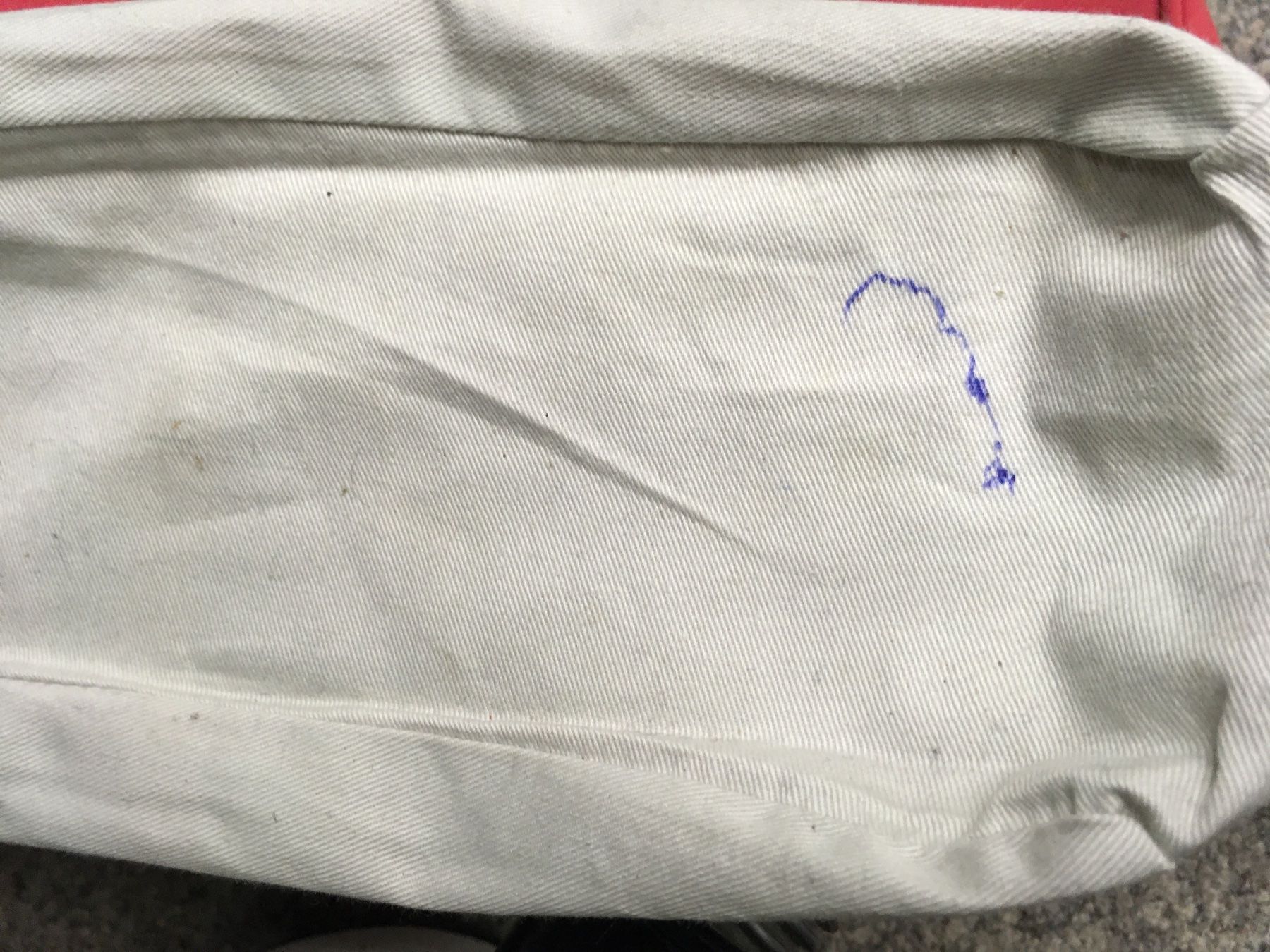 Kleinbasel Borse: kleinbasel Laptop Leder Tasche Seta Quer fraise gebraucht – Usato da Zürich venduto da rar_b2y9 7