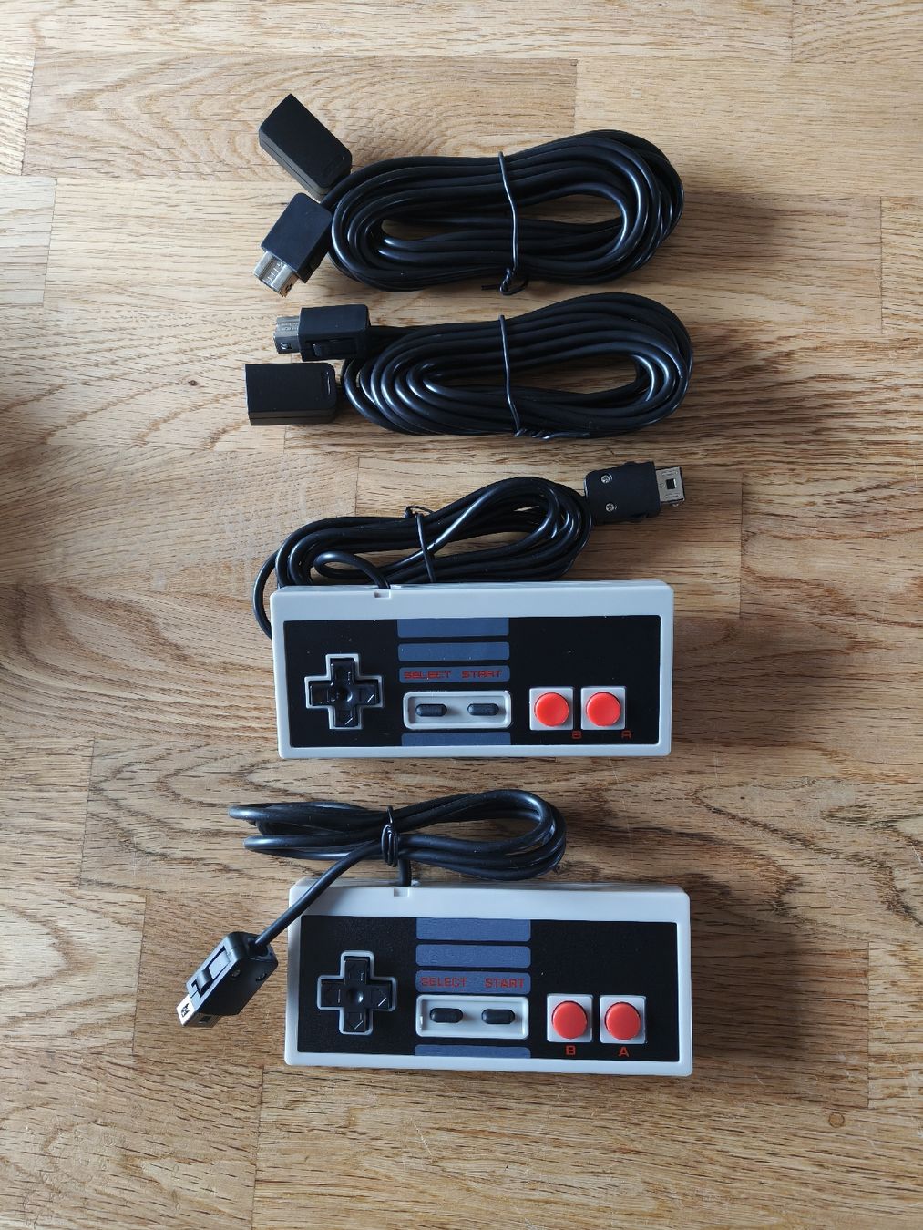 Nintendo Console: Nintendo Classic Mini - Neu mit Zubehör – Nuovo e nell'imballaggio originale da Rüegsauschachen venduto da Solex-Driver 1