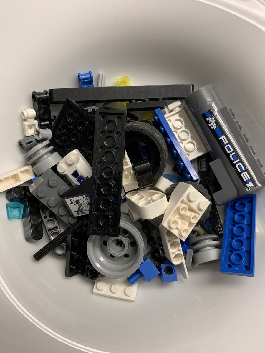 Lego Baukästen: Lego Racers 8221 Storming Enforcer – Gebraucht aus Zürich von Sylvia77 3