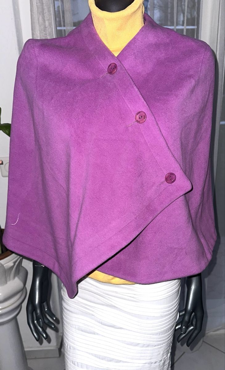 Altro in Moda donna: ZAPA CAPE Wolle neuwertig – Nuovo (secondo la descrizione) da Unteraegeri venduto da MH203 1