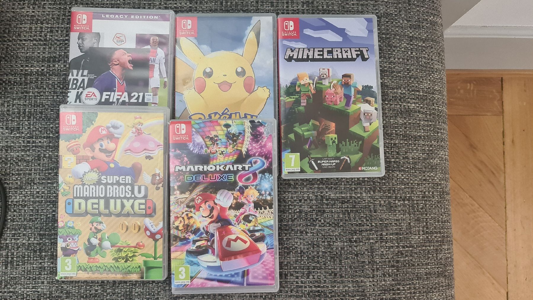 Nintendo Console: Nintendo Switch inkl Zubehör – Usato da Basel venduto da Aikipaiki 1